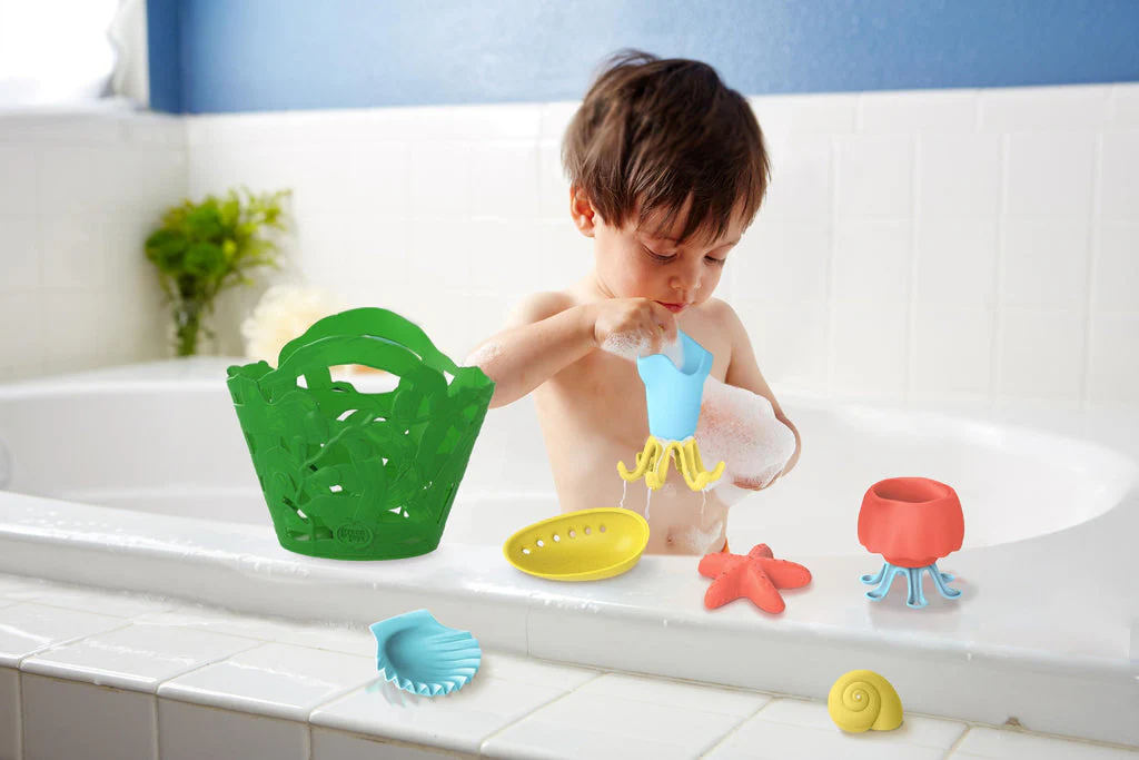 Recycled Tide Pool Bath Set - Green by Green Toys - Image 4